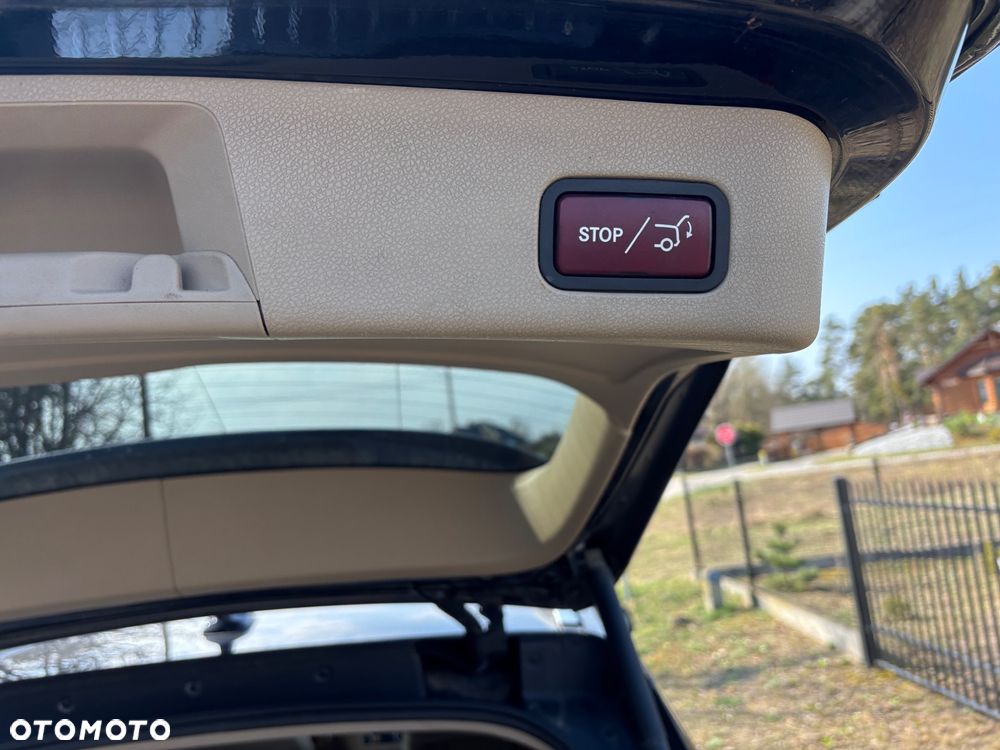 Mercedes-Benz ML - 26