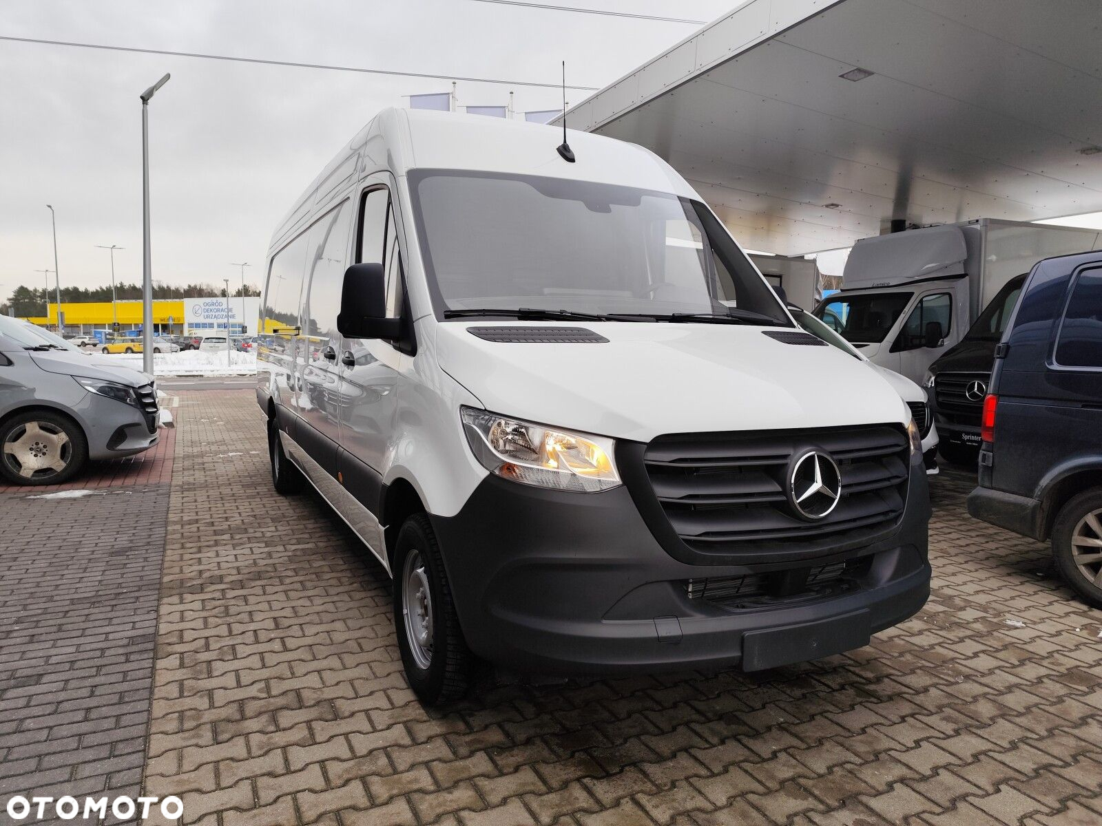 Mercedes-Benz Sprinter 317 CDI KA OM654 - 2