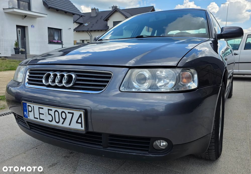 Audi A3 Sportback 1.6 Attraction - 2