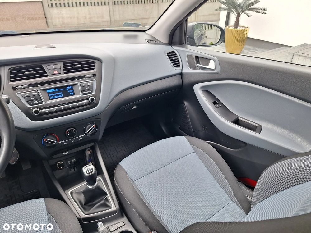 Hyundai i20 1.2 Comfort - 24