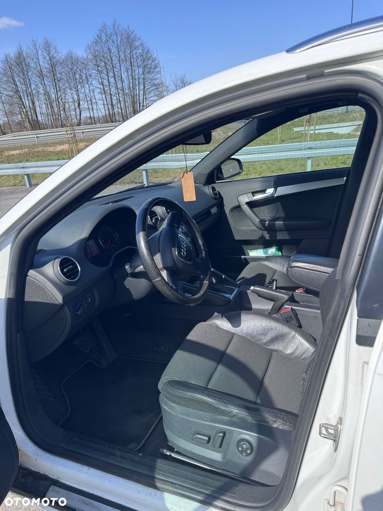 Audi A3 Sportback 3.2 Quattro S tronic - 12