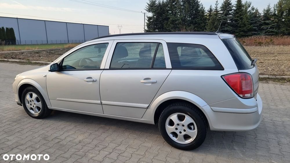 Opel Astra - 24