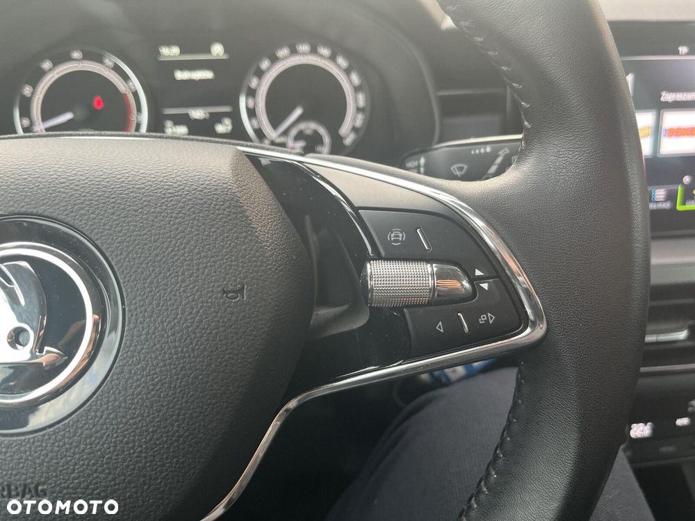 Skoda Kamiq 1.5 TSI Ambition - 16