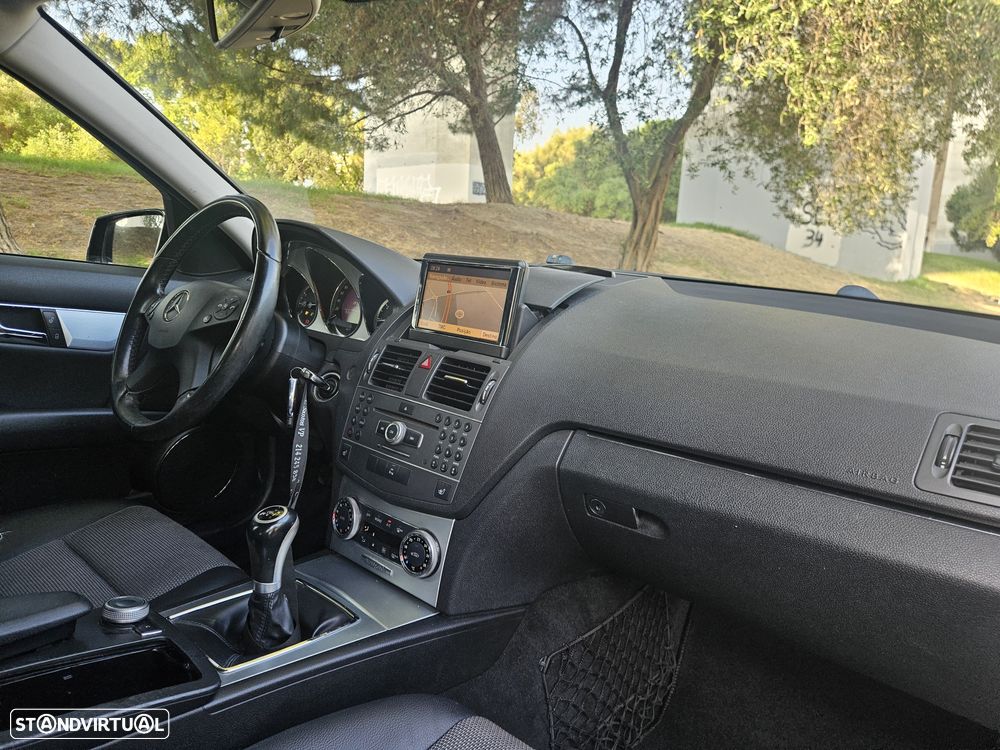 Mercedes-Benz C 250 - 22
