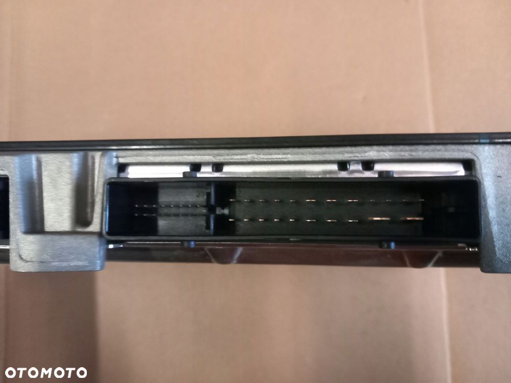 audi a8 d4 a6 c7 a7 wzmacniacz radia bose 4g0035223a - 2