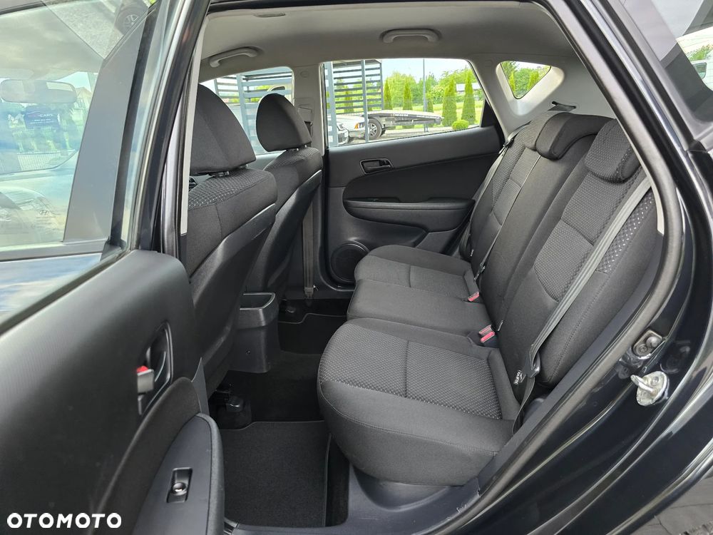 Hyundai i30 1.4 FIFA WM Edition - 28