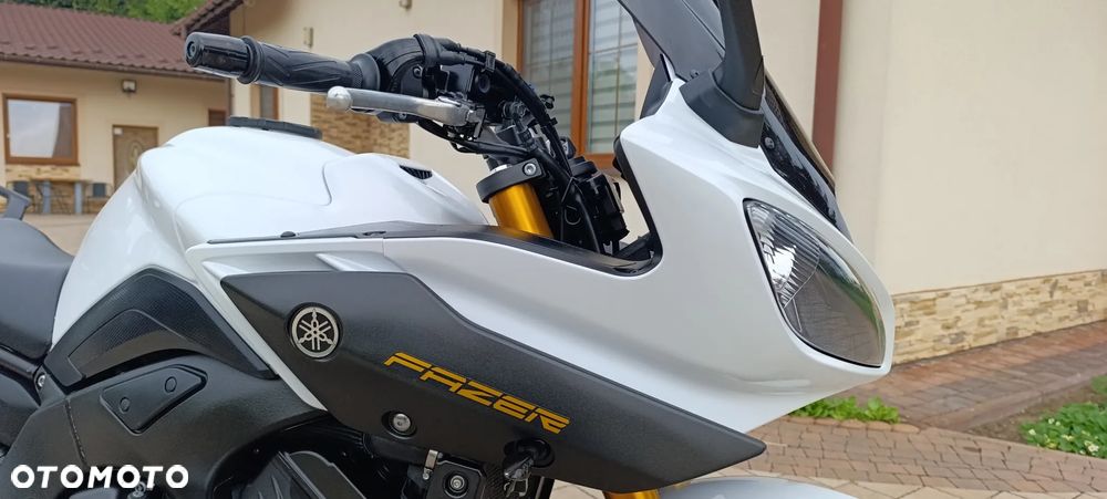 Yamaha FZ8 - 30