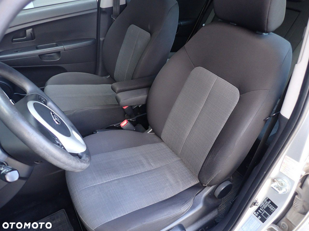 Kia Venga - 18