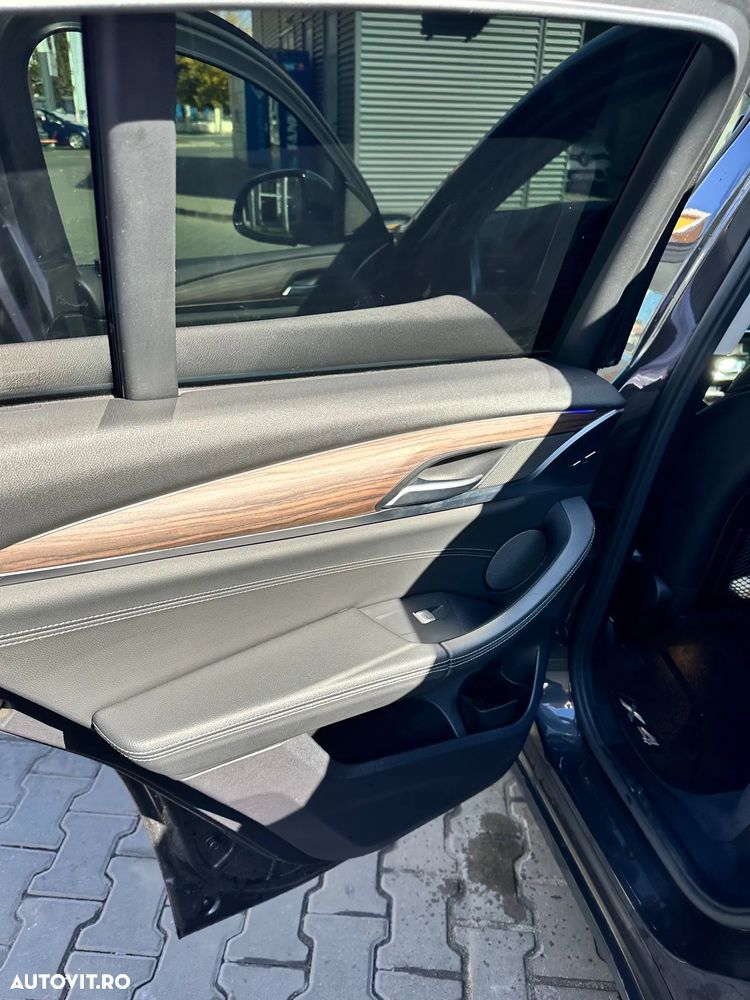 BMW X4 xDrive20d xLine - 17