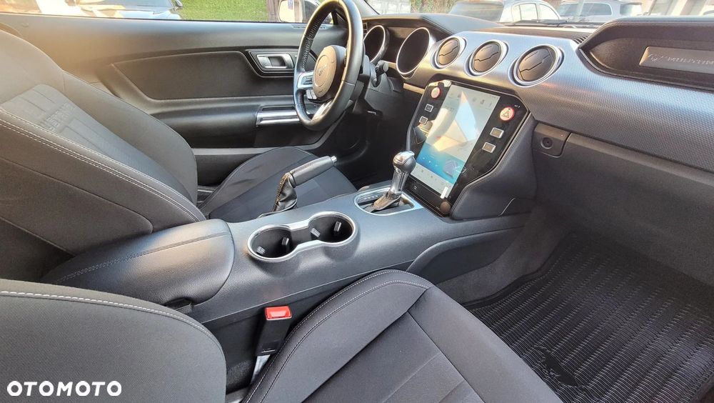 Ford Mustang - 14