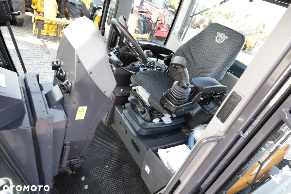 Case 856C AWD EH - 21