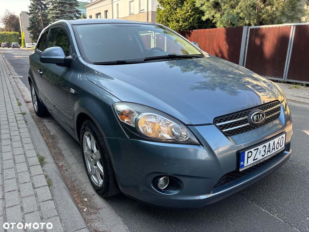 Kia Ceed ver-1-4-cvvt-isg-attract - 3