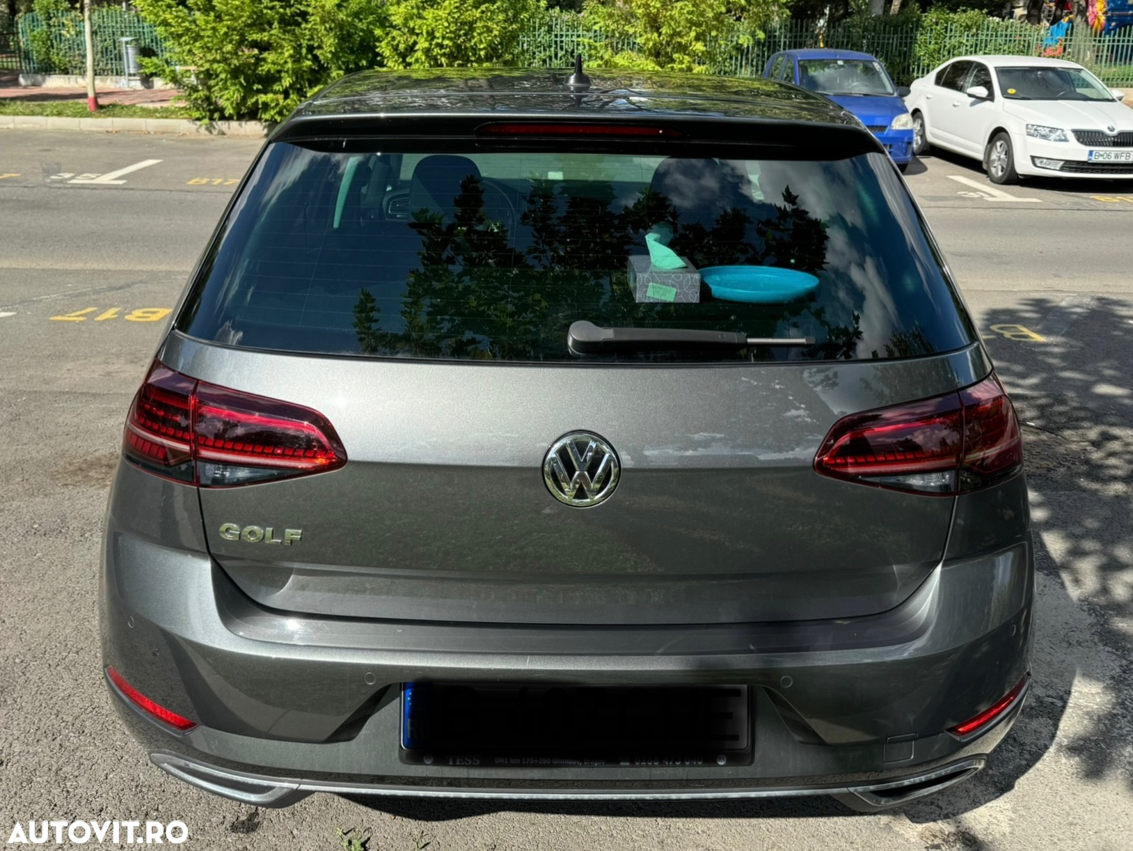 Volkswagen Golf 2.0 TDI DSG Highline - 4