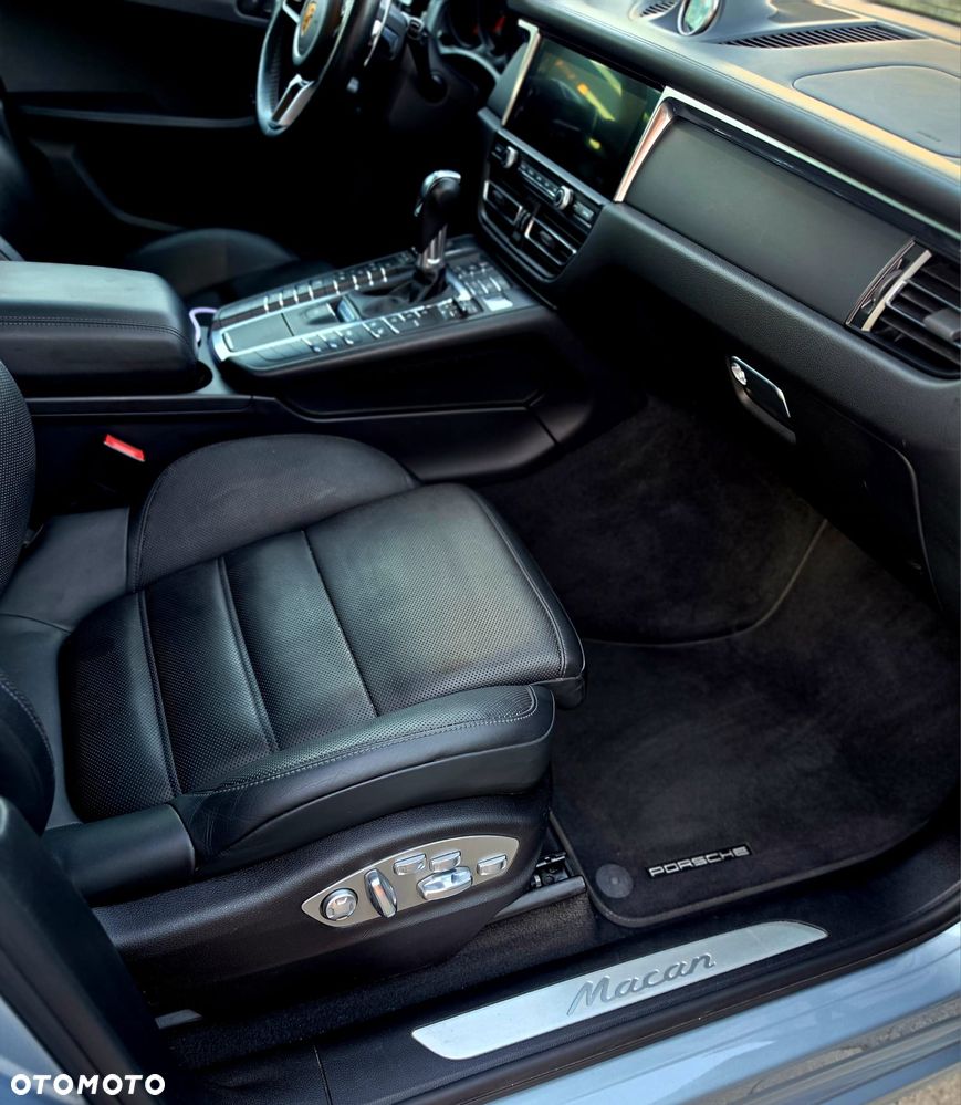 Porsche Macan Standard - 18