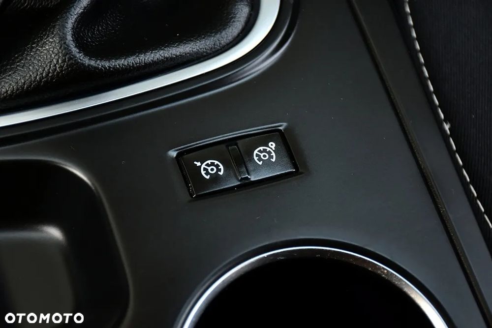 Renault Megane 1.5 dCi Limited - 28