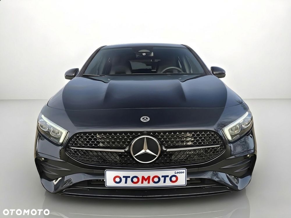 Mercedes-Benz Klasa A 200 AMG Line 7G-DCT - 3