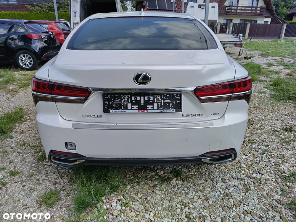Lexus LS - 7