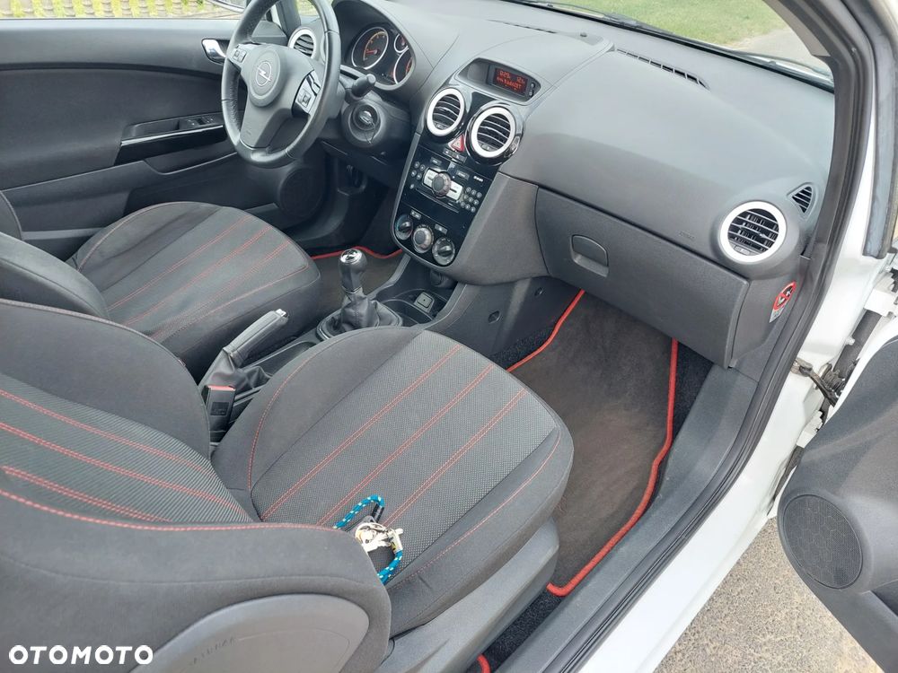 Opel Corsa 1.4 16V Sport - 14