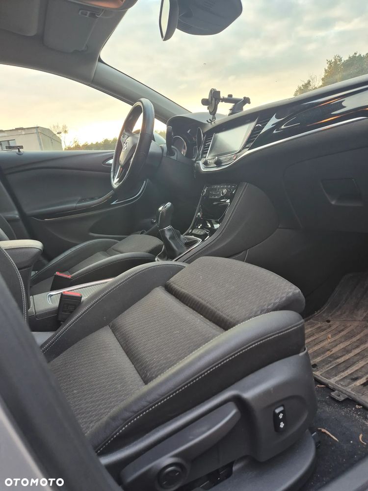 Opel Astra - 8