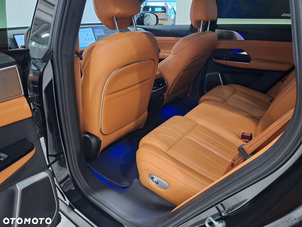 XPeng G9 94.6 kWh AWD Performance - 9