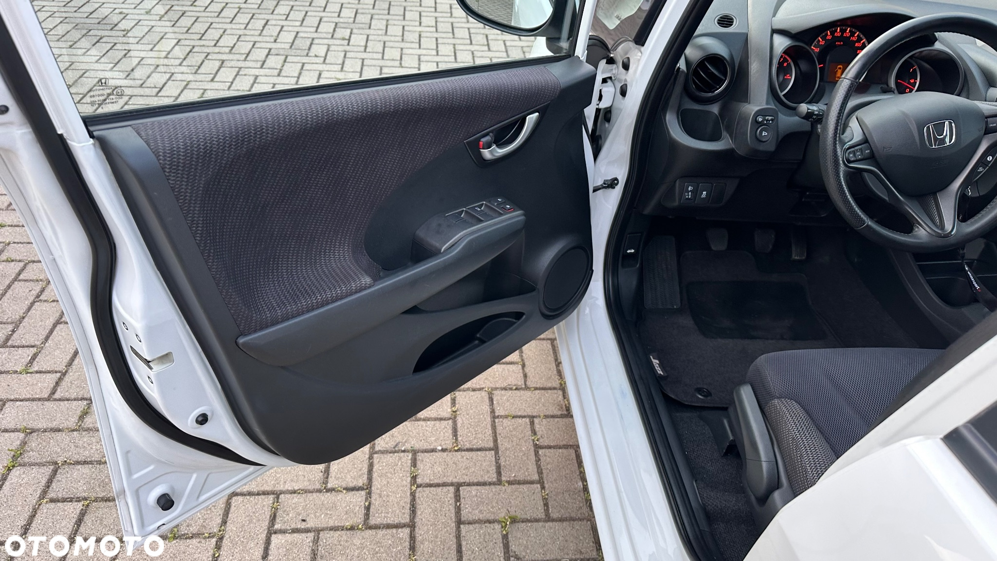 Honda Jazz 1.4 Comfort Plus - 24