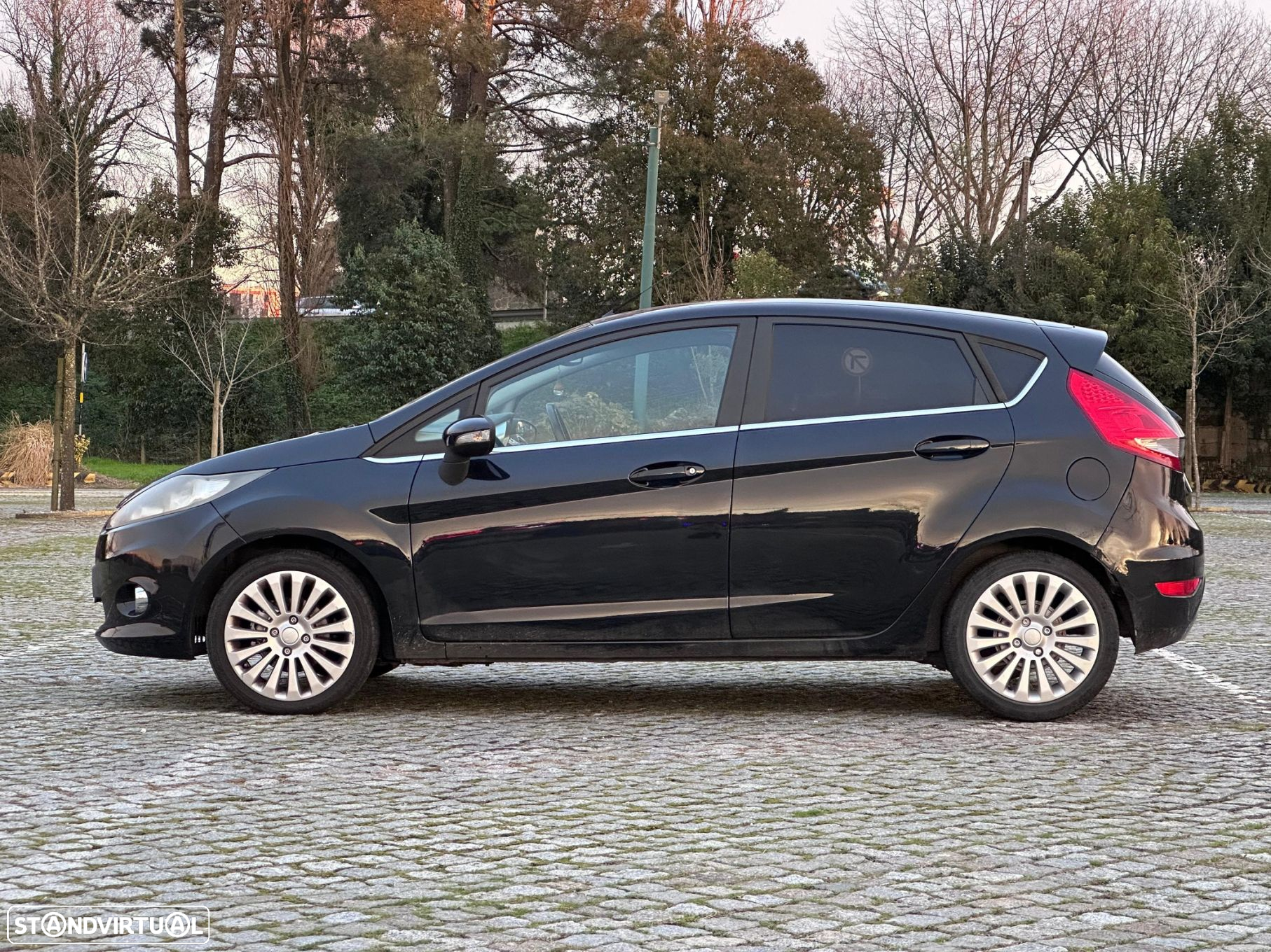 Ford Fiesta 1.6 TDCi Titanium - 8