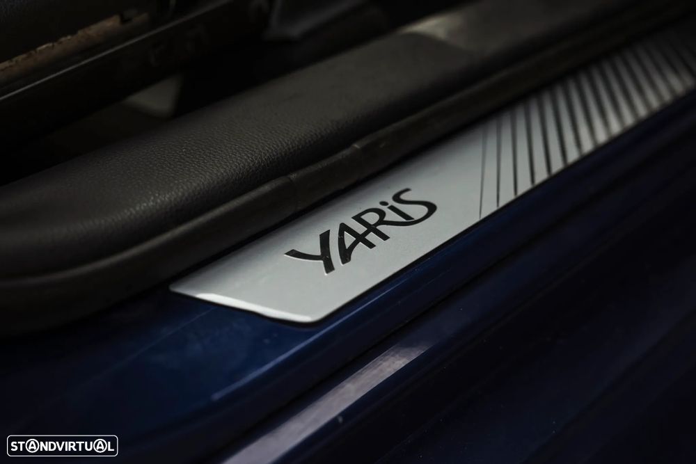 Toyota Yaris 1.5 HDF Comfort Plus - 18