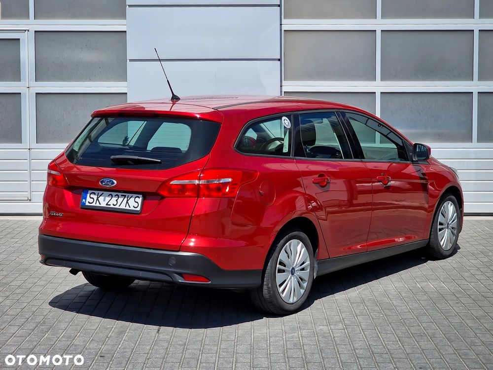 Ford Focus 1.5 TDCi Trend - 4