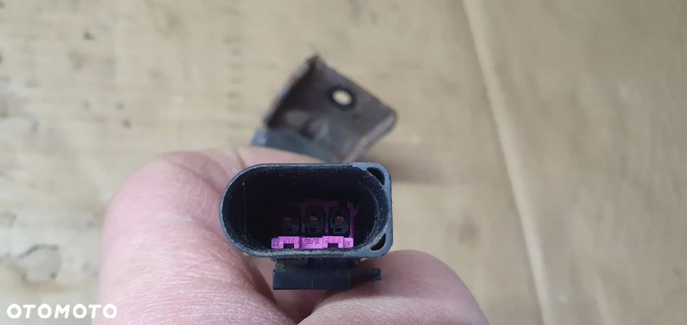 Czujnik przyspieszenia Audi A8 D3 3D0907651 4E0616575B - 5