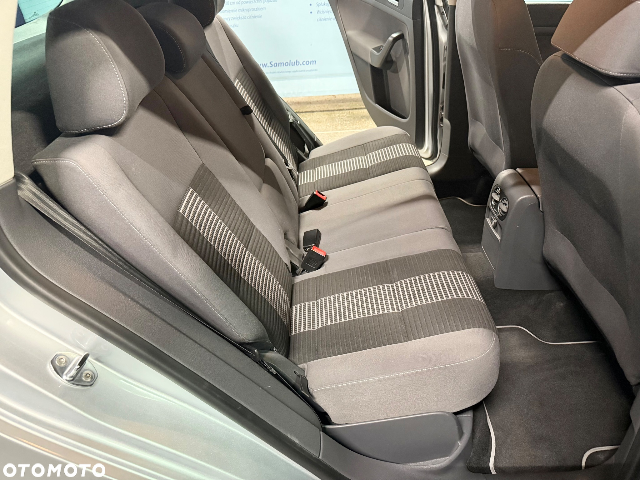 Volkswagen Golf Plus - 33
