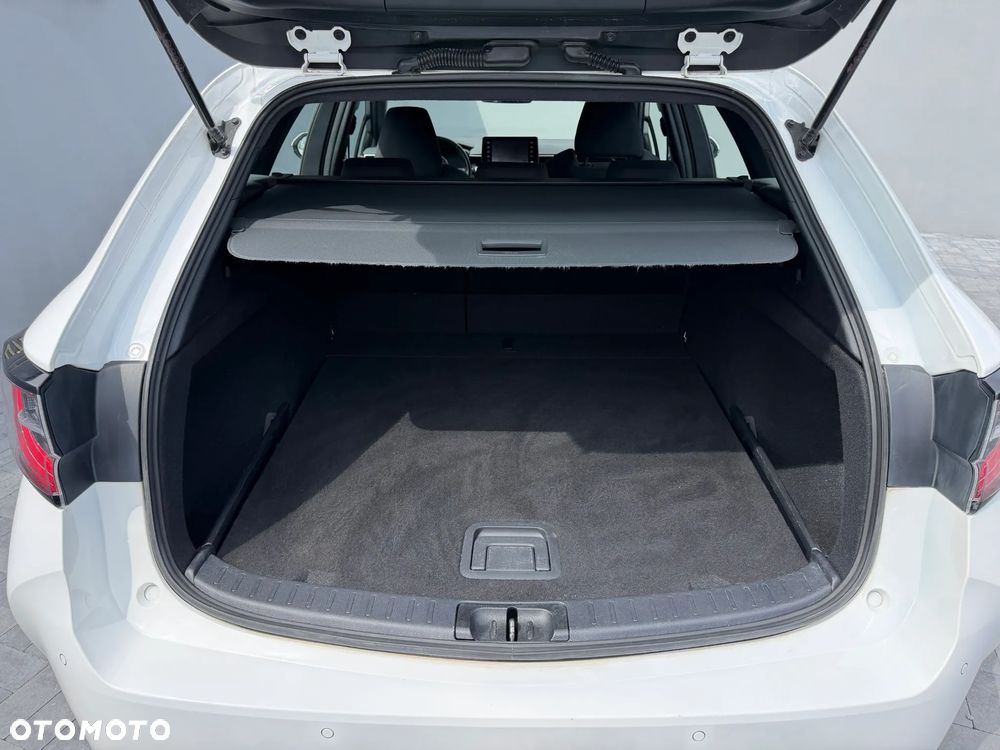 Toyota Corolla 1.8 Hybrid Comfort - 26