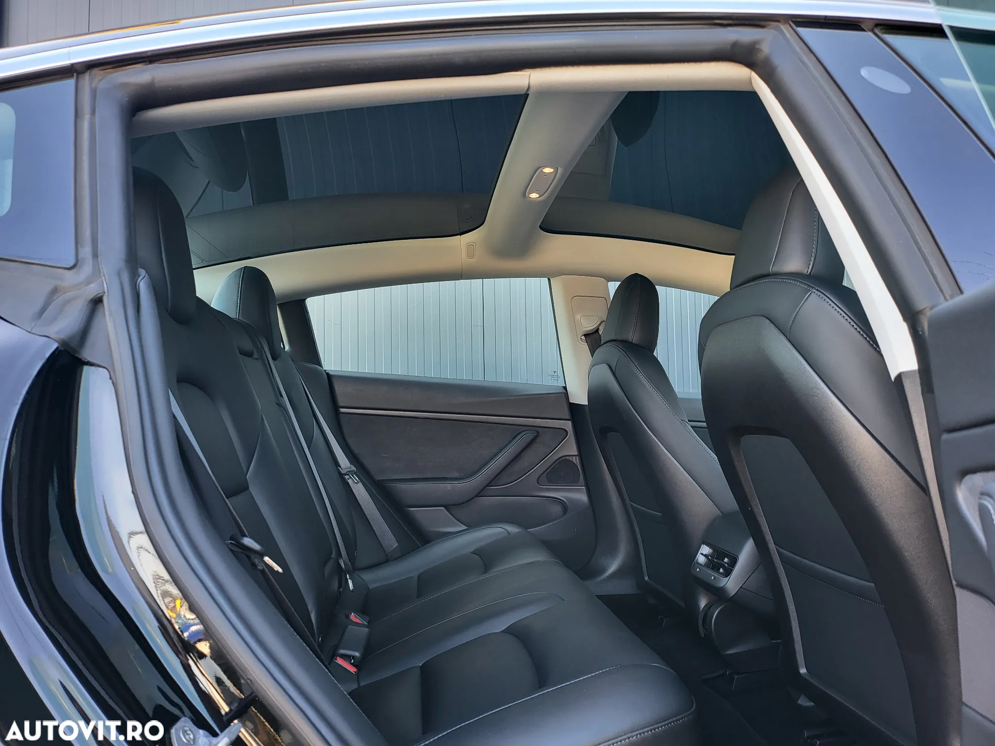 Tesla Model 3 Langstreckenbatterie Allradantrieb Dual Motor - 14