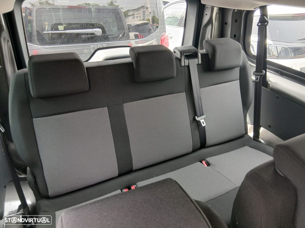 Peugeot e-Traveller 75 kWh Standard - 11