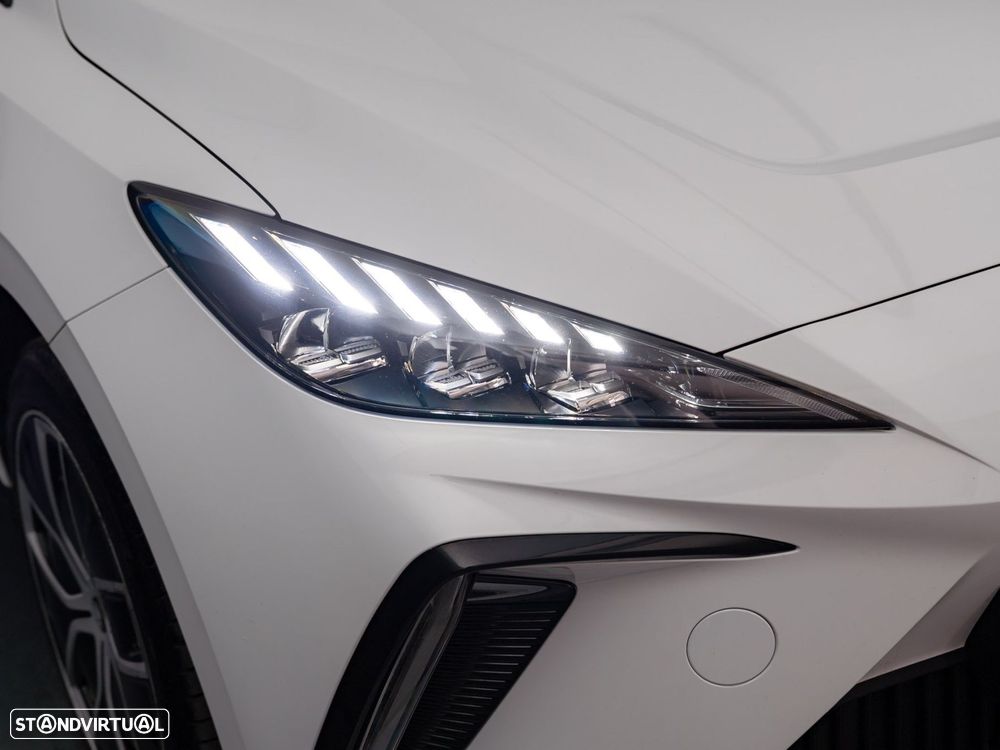 MG MG4 77 kWh Extended Range Luxury - 10