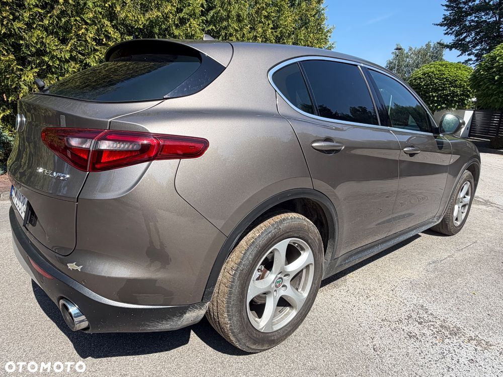 Alfa Romeo Stelvio 2.2 JTDM Q4 - 5