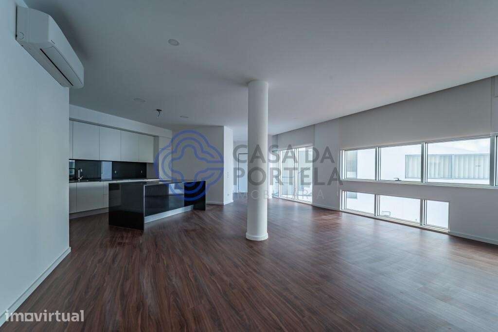 Apartamento DuplexT3  Para Venda Em Lordelo do Ouro No Porto - Grande imagem: 2/25