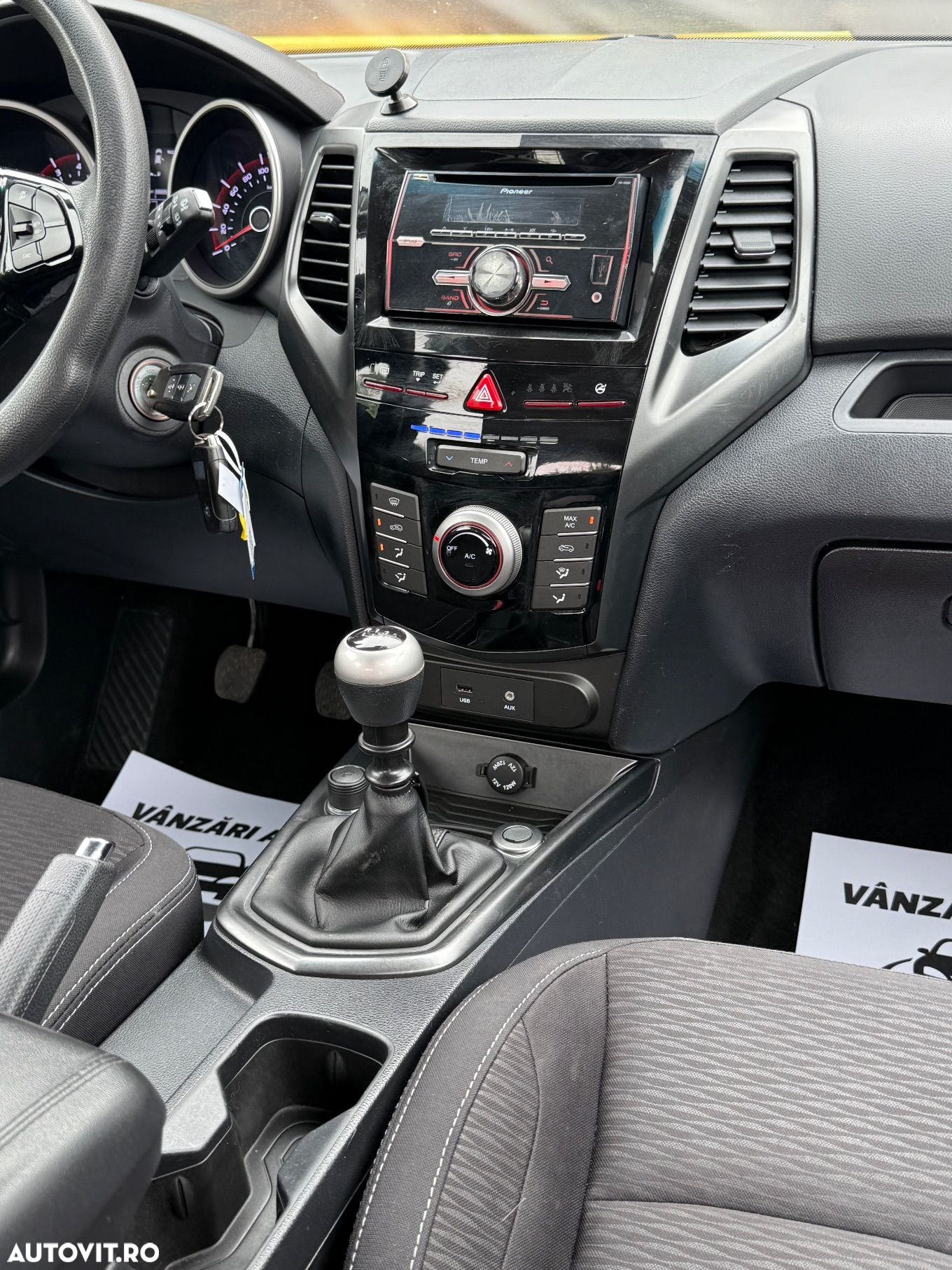 SsangYong XLV 1.6 e-XGI STD Plus - 21