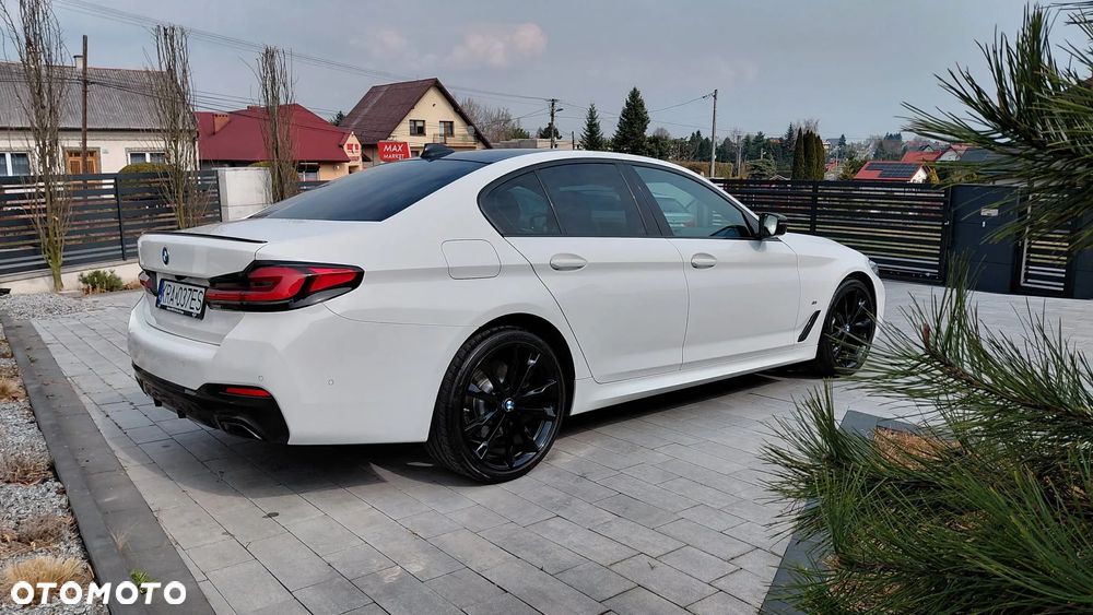 BMW Seria 5 518d Sport Line - 12
