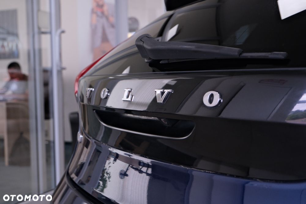 Volvo V40 D4 Drive-E Ocean Race - 13