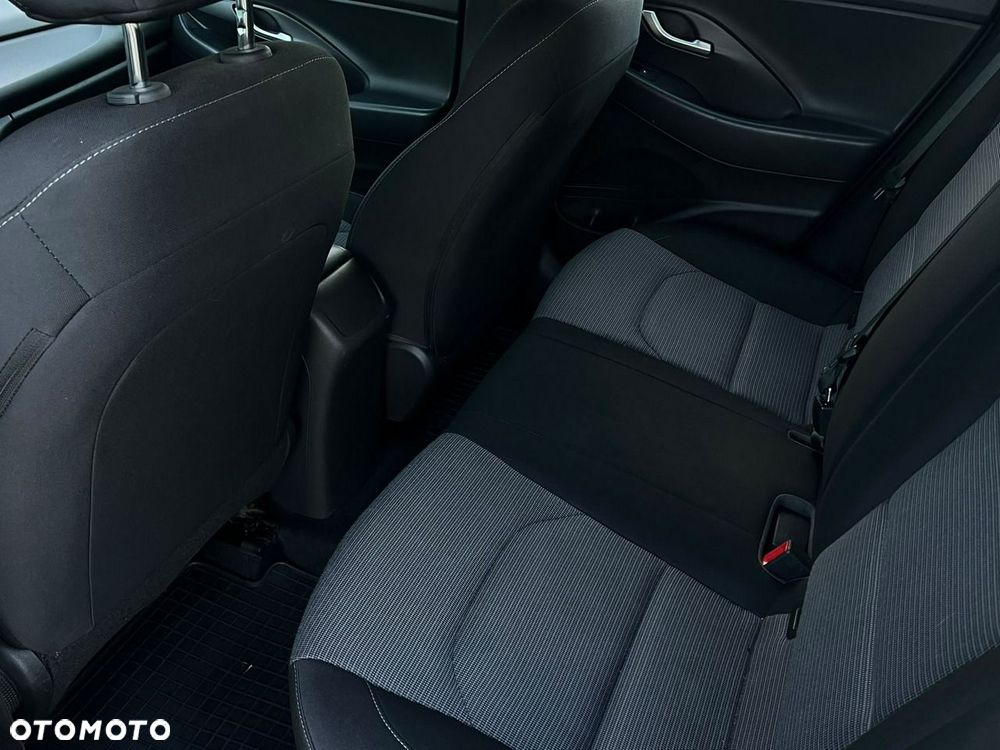 Hyundai i30 1.5 DPI Modern - 10