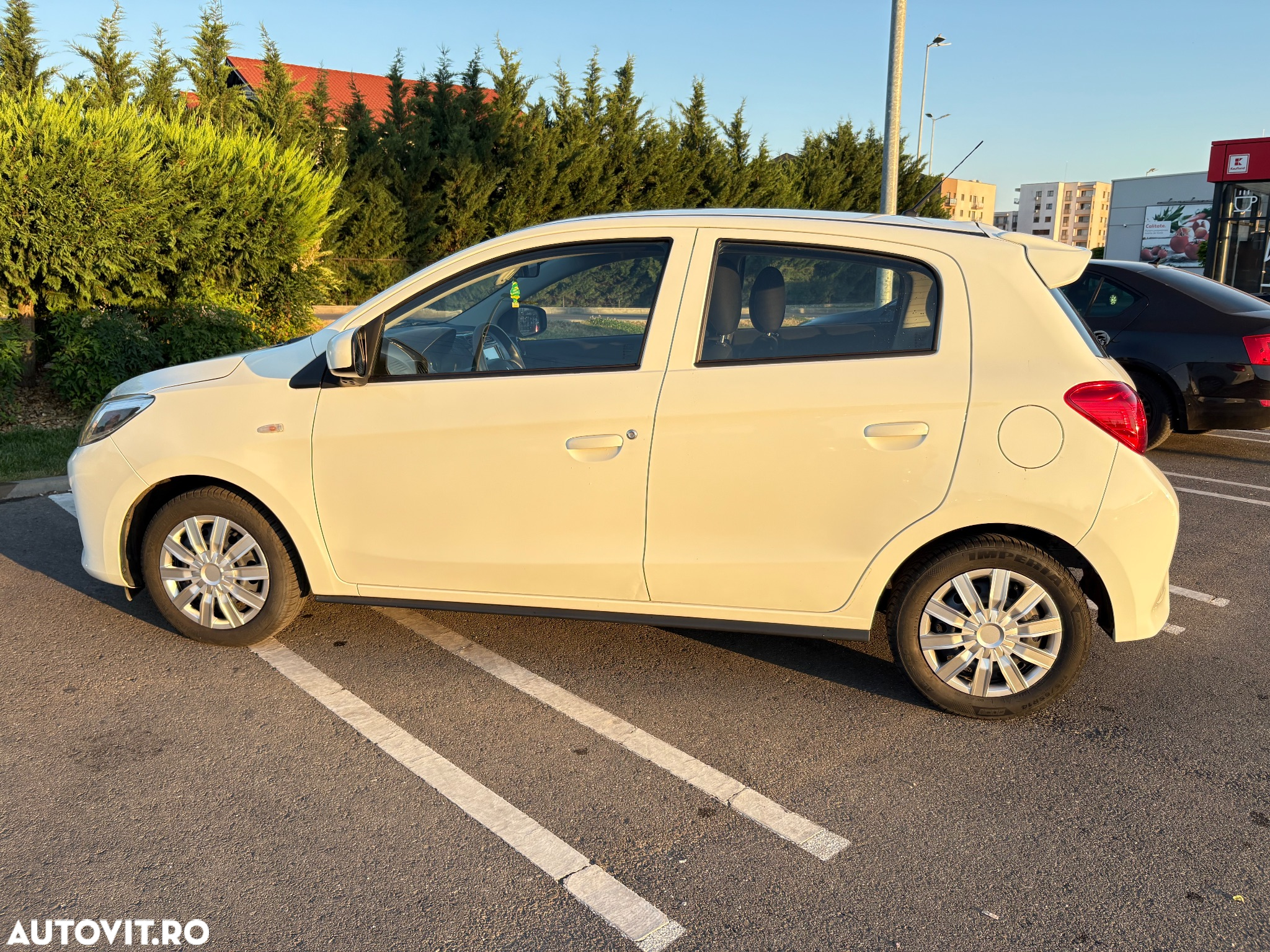 Mitsubishi Space Star AS&G 1.2 Top - 23