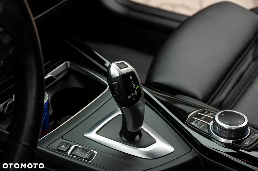 BMW Seria 1 116d EfficientDynamics Edition Sport Line - 36