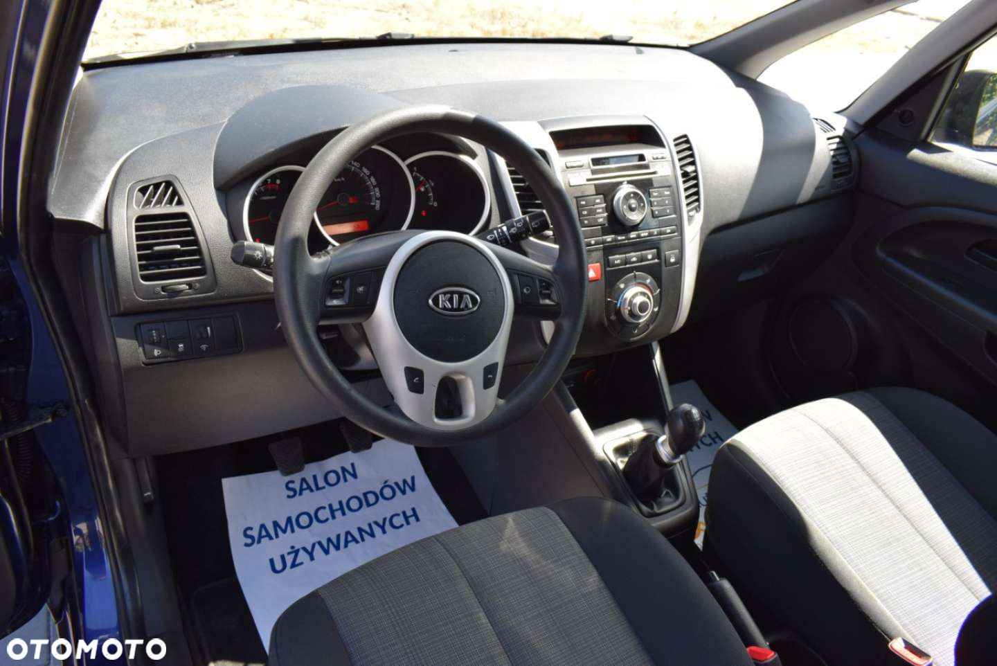 Kia Venga - 15