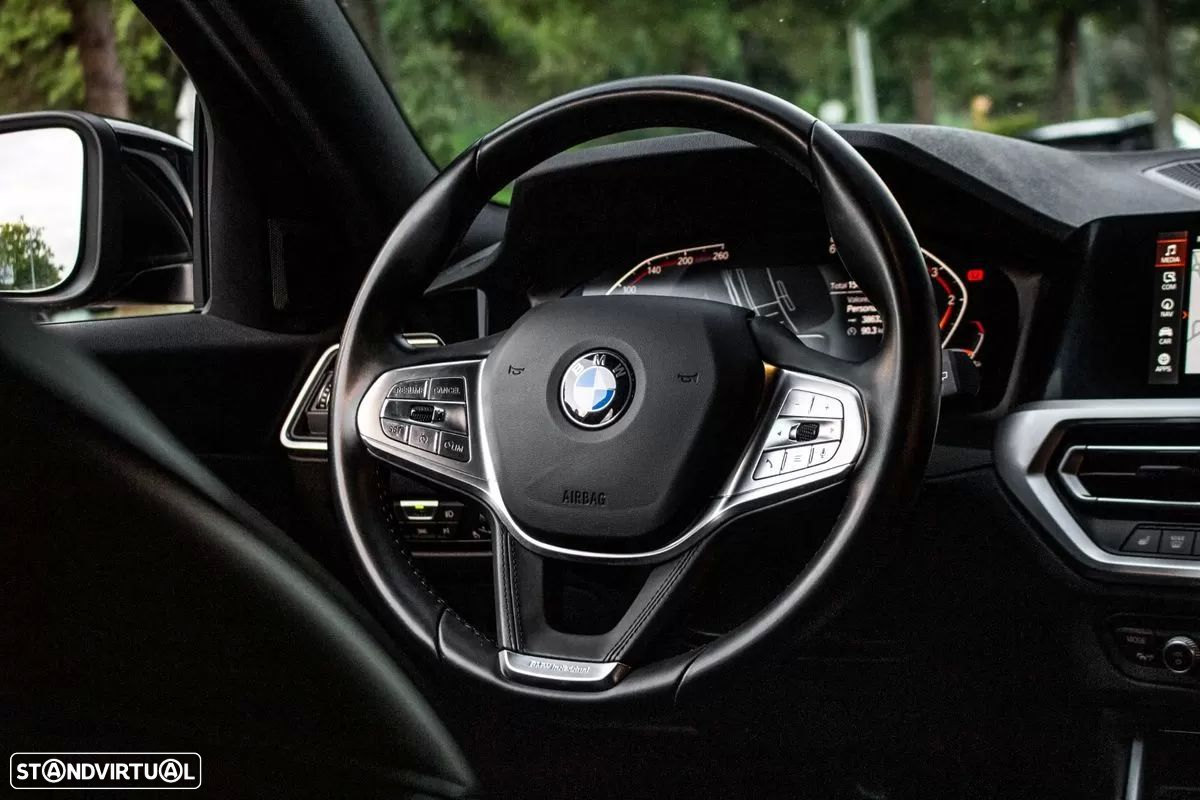 BMW 320 d Touring Line Luxury Auto - 36