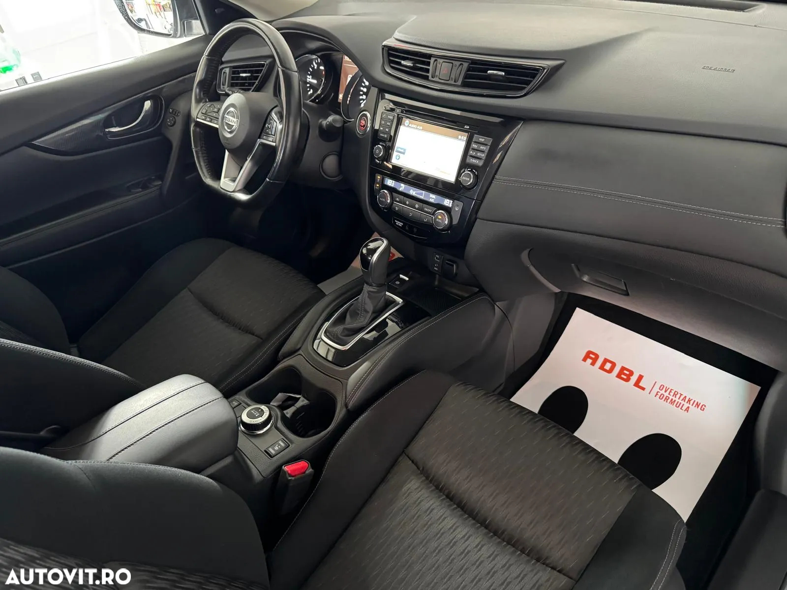Nissan X-Trail 1.7 dCi ALL-MODE 4x4i Xtronic N-Connecta - 11