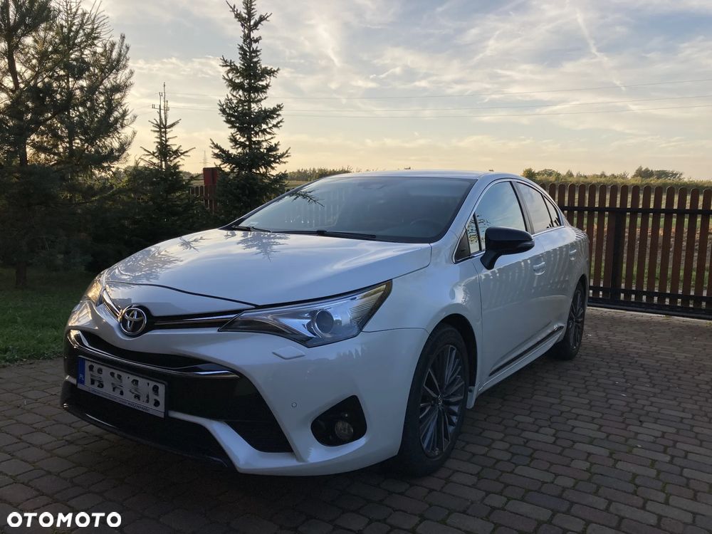 Toyota Avensis 2018 photo 4