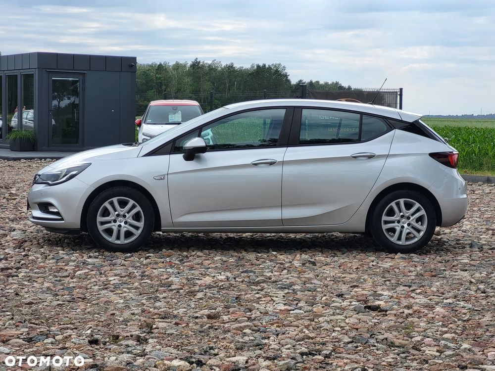 Opel Astra 1.4 T Enjoy - 10
