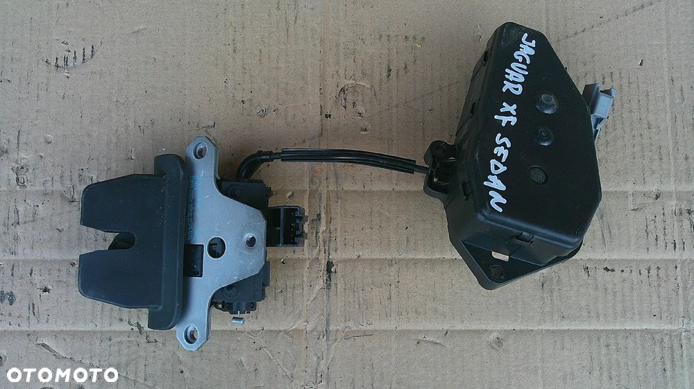 JAGUAR XF250 LIFT ZAMEK KLAPY TYLNEJ - 1