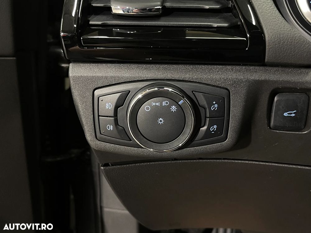 Ford Mondeo 2.0 HEV ST Line High - 23