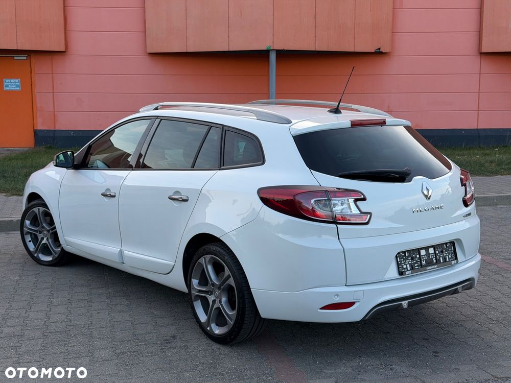 Renault Megane TCe 180 GT - 10
